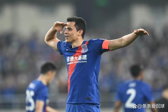 开云中国-穆帅要求费内巴切签下热刺左边卫